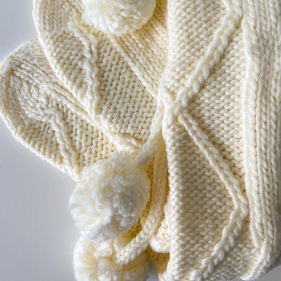 NWT Tall Reading Socks, Cabin Cable Knit Lounge Socks with Pom Pom Ties - Picture 9 of 14